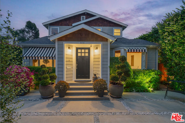 Image 19 of 22 For 806 Crescent Heights Boulevard