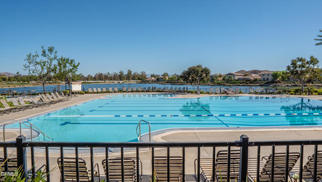29039 Shorecliff Circle, Menifee CA: https://media.crmls.org/mediaz/53417f02-e118-4246-a3fb-5572f998db60.jpg