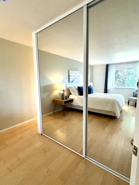 415 Cornell Ave, Albany CA: https://media.crmls.org/mediaz/5341820a-36b8-47cd-9d8f-629a0a684952.jpg