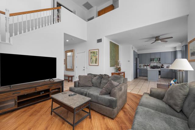 210 Belflora Way, Oceanside CA: https://media.crmls.org/mediaz/5342fe1b-ee05-42c0-be37-2d97c890ff47.jpg