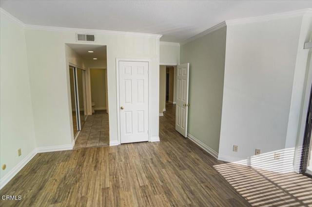 Detail Gallery Image 11 of 15 For 601 N Kenwood St #207,  Glendale,  CA 91206 - 2 Beds | 2 Baths