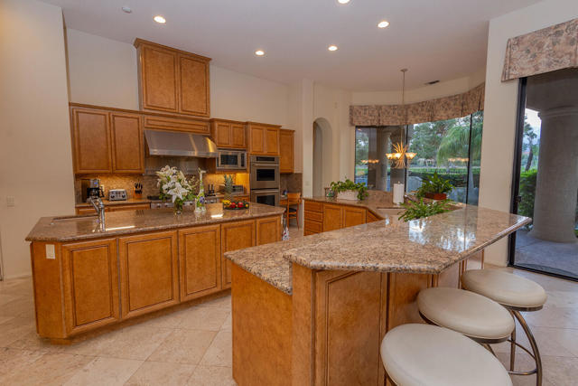 38111 Tandika N Trail, Palm Desert CA: https://media.crmls.org/mediaz/53438eea-7823-4d59-8de5-5e08ecbaa089.jpg