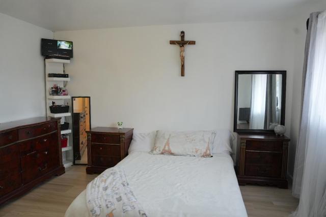 26280 Adrian Avenue, Hayward CA: https://media.crmls.org/mediaz/5344a685-d833-439b-95a1-d11c21b82969.jpg