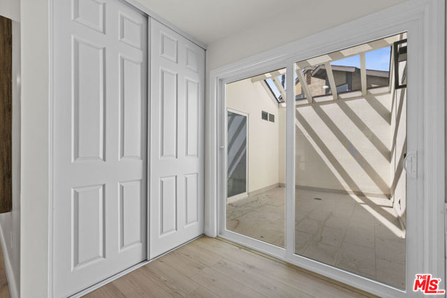 13 Pepper Court, Inglewood CA: https://media.crmls.org/mediaz/53460dd5-c280-41fb-af04-6966c9708983.jpg