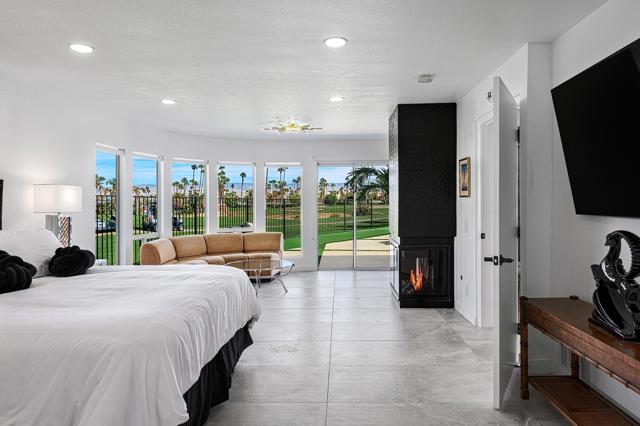 2320 S Via Lazo, Palm Springs CA: https://media.crmls.org/mediaz/53466d72-4b59-49d2-bafb-d18b68fdc0f4.jpg