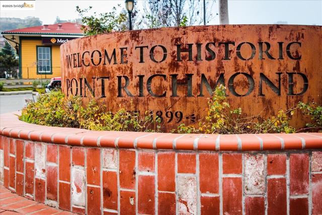 104 Seacliff Court, Richmond CA: https://media.crmls.org/mediaz/53481452-51a0-4b7f-9110-2d6d6685e829.jpg