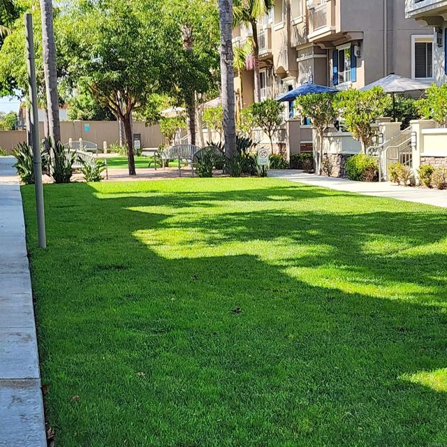 Detail Gallery Image 34 of 44 For 4035 Bluff View Way, Carlsbad,  CA 92008 - 4 Beds | 2/1 Baths