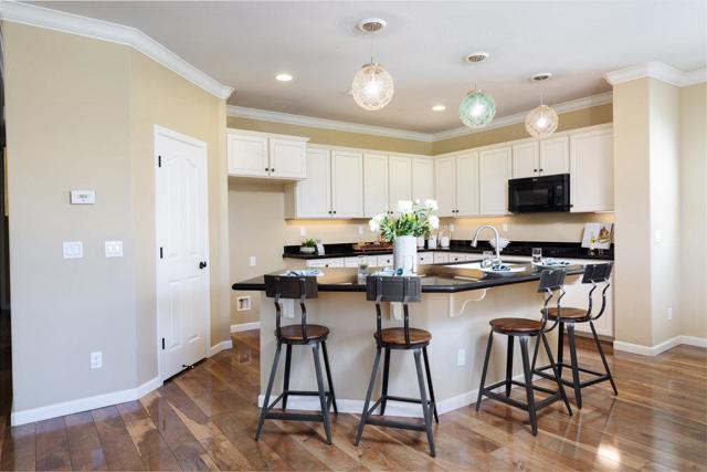 104 Meadowview Lane, Santa Cruz CA: https://media.crmls.org/mediaz/53491b06-b4b3-4cff-b0c7-9e9d145c0eb7.jpg