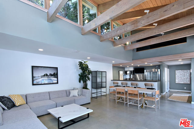 4177 KESTER Avenue, Sherman Oaks CA: https://media.crmls.org/mediaz/53491b58-1f8b-47f8-bd7f-a024488ccb49.jpg