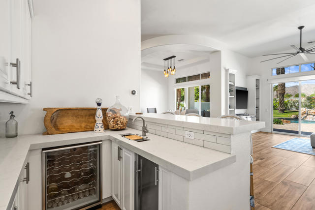 80030 Via Valerosa, La Quinta CA: https://media.crmls.org/mediaz/534936e4-dd6c-4507-8fb1-be641d847a0a.jpg