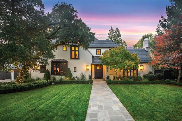 729 Chiltern Road, Hillsborough CA: https://media.crmls.org/mediaz/5349dd26-a0a7-4c4a-a6a4-4c965ed61926.jpg