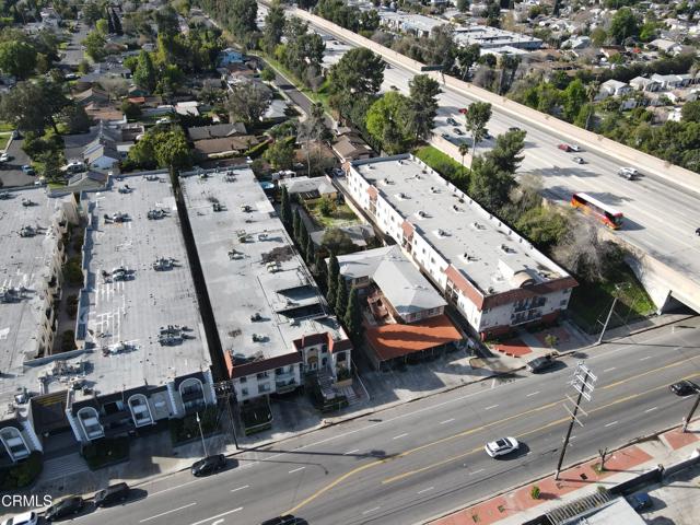 15624 Vanowen Street, Van Nuys CA: https://media.crmls.org/mediaz/534a0598-dc1f-43a7-96e4-0b668bd4b446.jpg