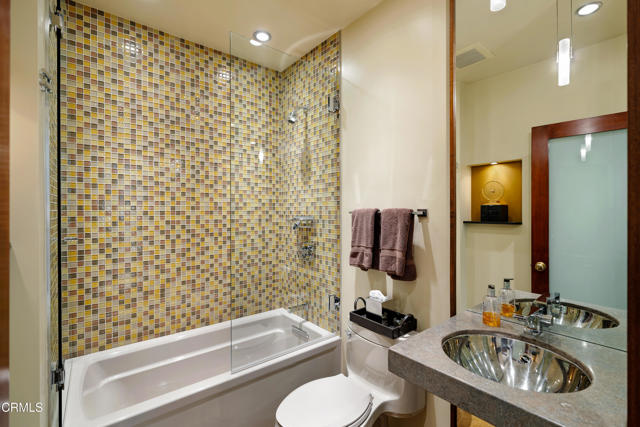 3312 Thorndale Road, Pasadena CA: https://media.crmls.org/mediaz/534a6dd5-42d4-4a92-b4d3-4ea5c768984c.jpg