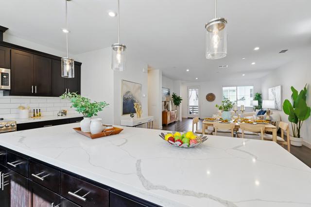 1733 Pedrozzi, Livermore CA: https://media.crmls.org/mediaz/534a6f05-9714-4ade-a5ad-ce39cf4d7e4c.jpg