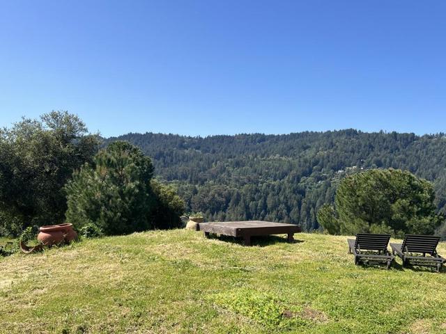 19375 Montevina Road, Los Gatos CA: https://media.crmls.org/mediaz/534ab503-1b6a-43de-9be2-034df503c008.jpg