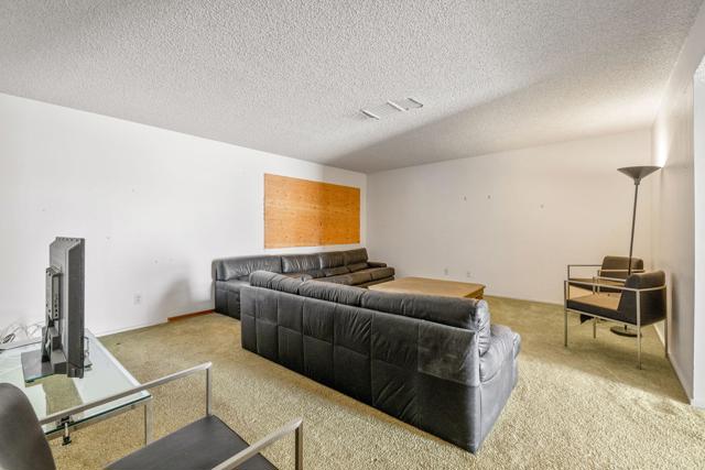 38280 Chuperosa Lane, Cathedral City CA: https://media.crmls.org/mediaz/534b9e34-32fb-4073-8924-24f3d87a6a3a.jpg