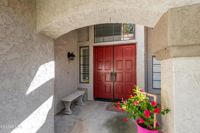 6208 Corte Antigua, Camarillo CA: https://media.crmls.org/mediaz/534c37a8-ee13-4003-903c-95d646a4bd85.jpg