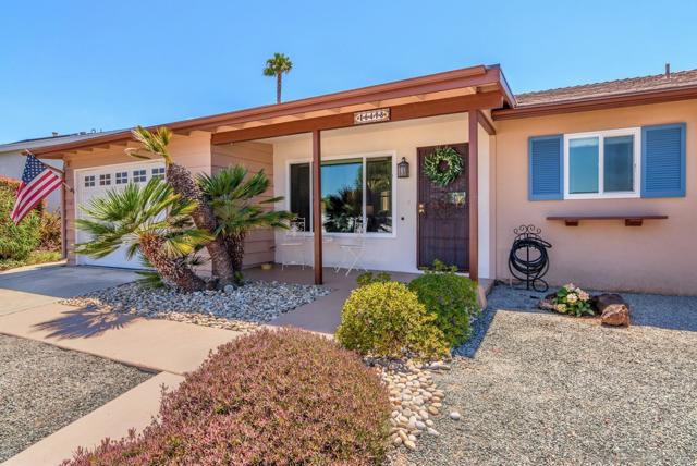 16498 Roca Dr, San Diego CA: https://media.crmls.org/mediaz/534cc0fc-8b2f-4f74-9c16-48693d438605.jpg