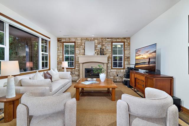 Detail Gallery Image 18 of 50 For 6591 Halite Place, Carlsbad,  CA 92009 - 5 Beds | 5/1 Baths