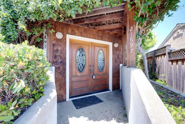 21697 Lomita Avenue, Cupertino CA: https://media.crmls.org/mediaz/534d4c70-15b9-4915-99bc-a866e0dcdf94.jpg