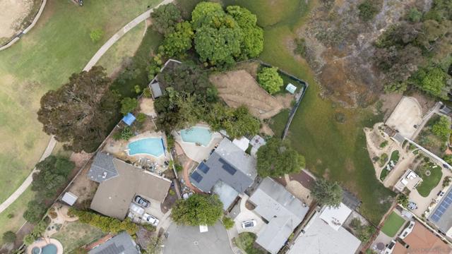 5620 Lord Cecil Street, San Diego CA: https://media.crmls.org/mediaz/534dc2b8-5d47-452e-9158-6c7e792e1363.jpg