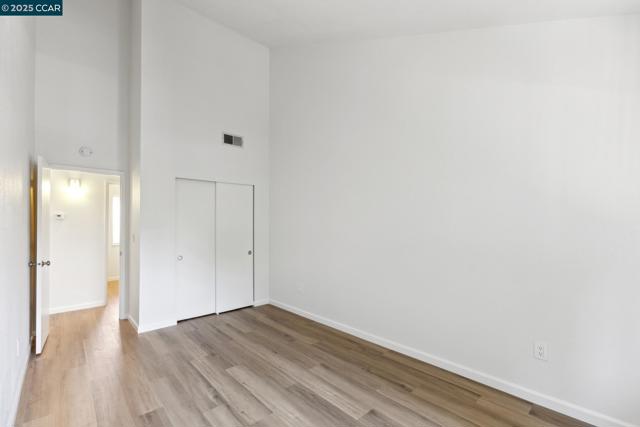 3847 Vineyard Ave, Pleasanton CA: https://media.crmls.org/mediaz/534e65d3-e70f-40af-9bfc-5bd7edaa89f5.jpg