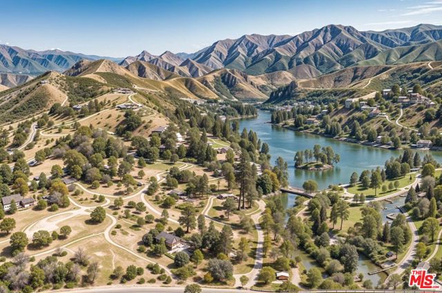 2344 Laguna Circle Drive, Agoura CA: https://media.crmls.org/mediaz/534fb257-1009-4cbe-92be-5f9215fe06cf.jpg