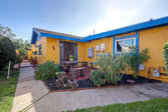 78 Sherwood Street, Chula Vista CA: https://media.crmls.org/mediaz/534fe65d-6f79-49a1-ba2b-9b23b0a05d05.jpg