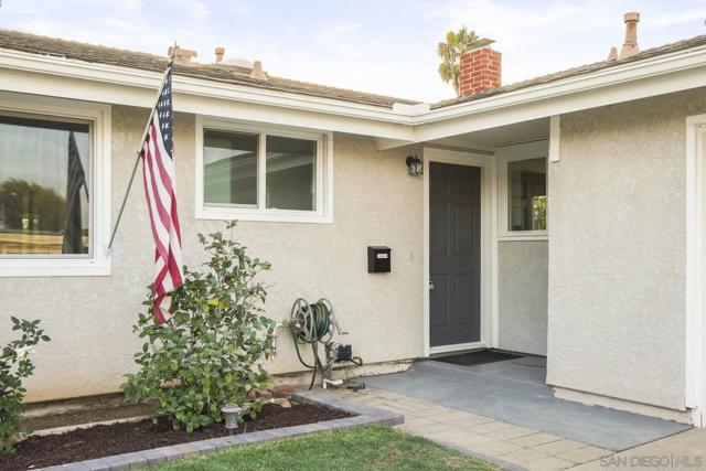 3216 Towser Street, San Diego CA: https://media.crmls.org/mediaz/535097f8-d88b-4f0f-86b1-954675a4e515.jpg