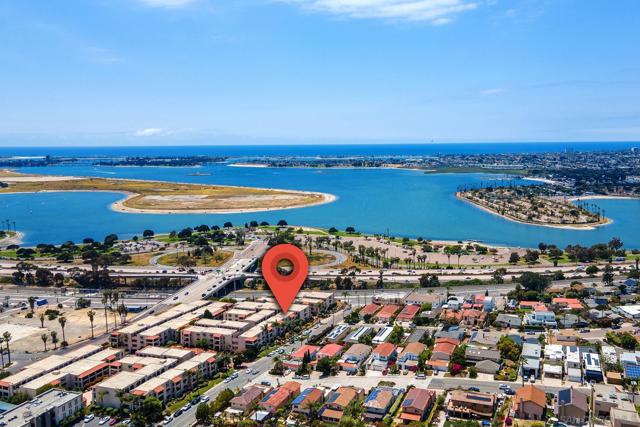 2510 Clairemont Dr, San Diego CA: https://media.crmls.org/mediaz/5351a3c2-4875-44d8-9dd0-71e759a37308.jpg