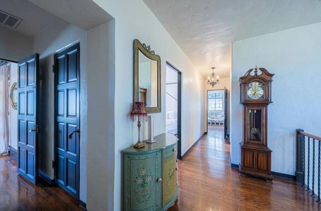 1 Santa Lucia Avenue, Salinas CA: https://media.crmls.org/mediaz/5351e29c-a1b4-43de-89e9-44b9cd34c610.jpg
