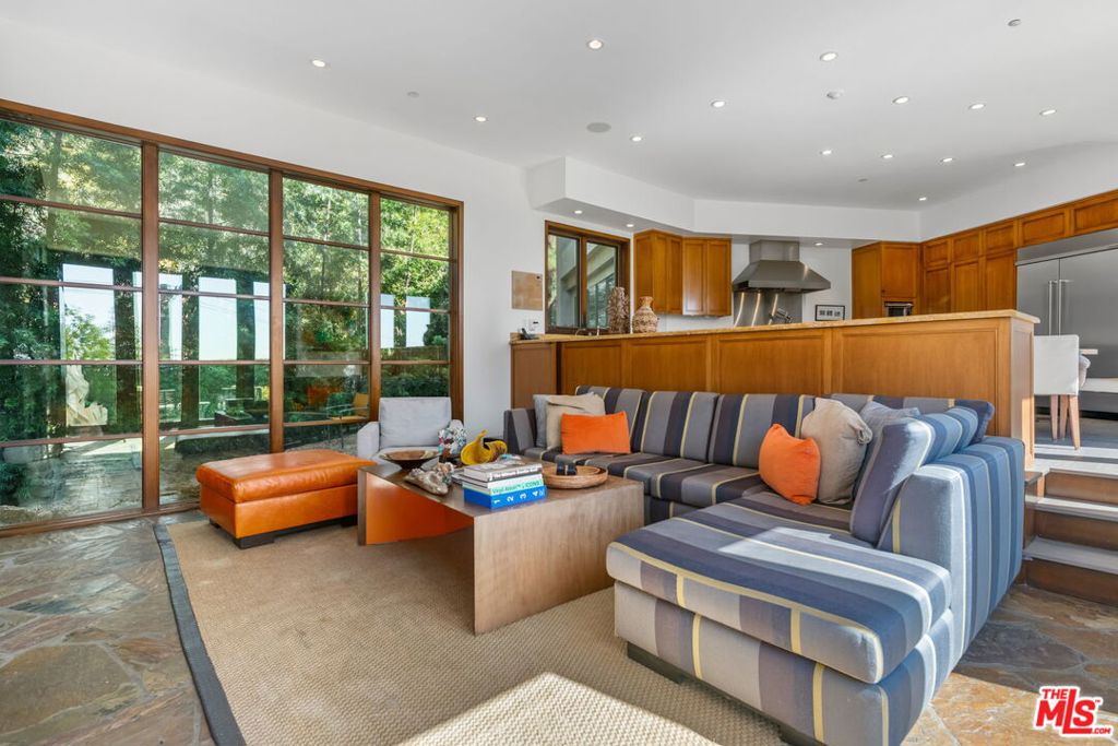 MLS #25625543 image #13