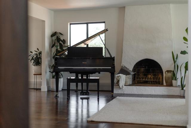3357 Chardonnay Road, Soquel CA: https://media.crmls.org/mediaz/5353d1e5-91eb-48f5-a8db-691040829c86.jpg