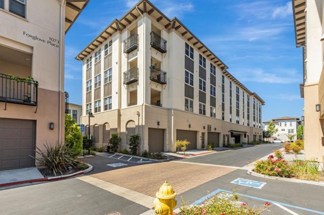 1057 Foxglove Place, San Jose CA: https://media.crmls.org/mediaz/5353d67e-c6cd-4605-ab33-a9410afe2afd.jpg