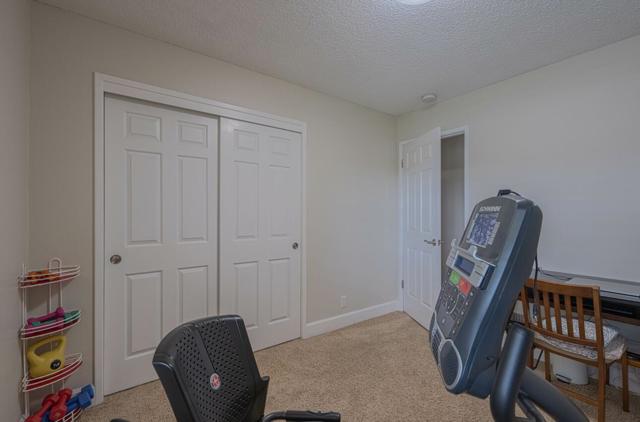 1121 Palo Alto Way, Salinas CA: https://media.crmls.org/mediaz/5355095b-e147-46c2-97c1-147841f3ce49.jpg