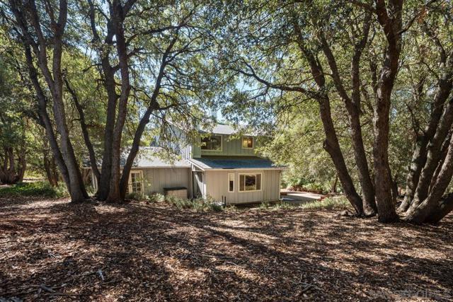 4728 Pine Ridge Ave., Julian CA: https://media.crmls.org/mediaz/53553200-96ea-4d75-b163-d0faa82a0740.jpg