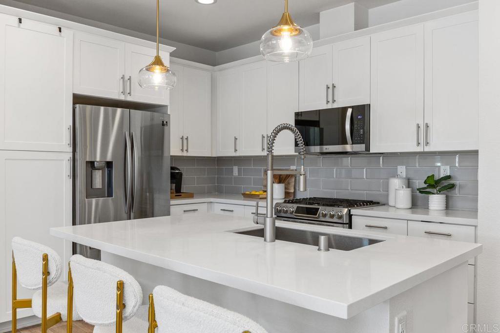 3266 Vestra Way - photo 15