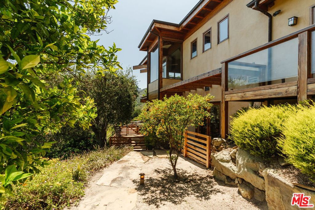 MLS #26828307 image #52