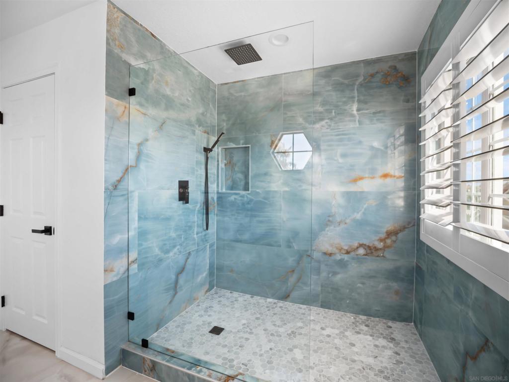 MLS #250045856SD image #25