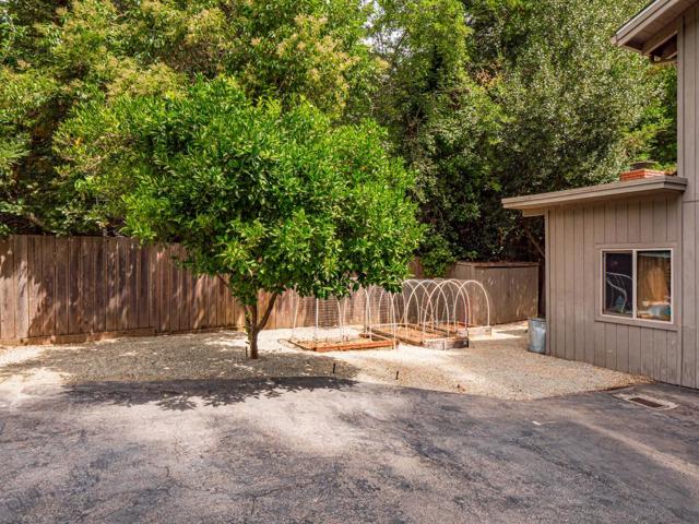 Image 62 of 65 For 251 Sunnycroft Road