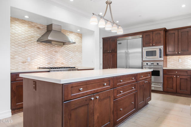 Detail Gallery Image 16 of 45 For 11961 Darlington Ave #3,  Los Angeles,  CA 90049 - 4 Beds | 3 Baths