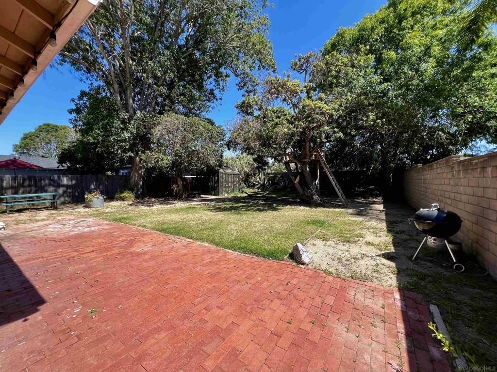 1430 Marshall Street - photo 13