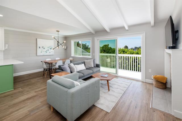Detail Gallery Image 2 of 38 For 811 Highland Dr, Solana Beach,  CA 92075 - 3 Beds | 2/1 Baths