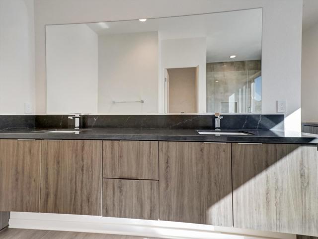 766 Obsidian Loop E E Loop, Palm Springs CA: https://media.crmls.org/mediaz/535914fe-4153-47bf-8e6a-4a25020219b7.jpg