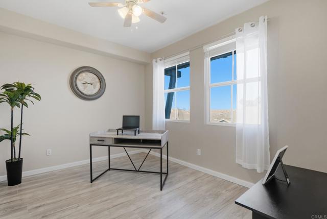 1241 Santa Cora Ave, Chula Vista CA: https://media.crmls.org/mediaz/535a0bf8-91ba-4337-a123-b5930609225c.jpg