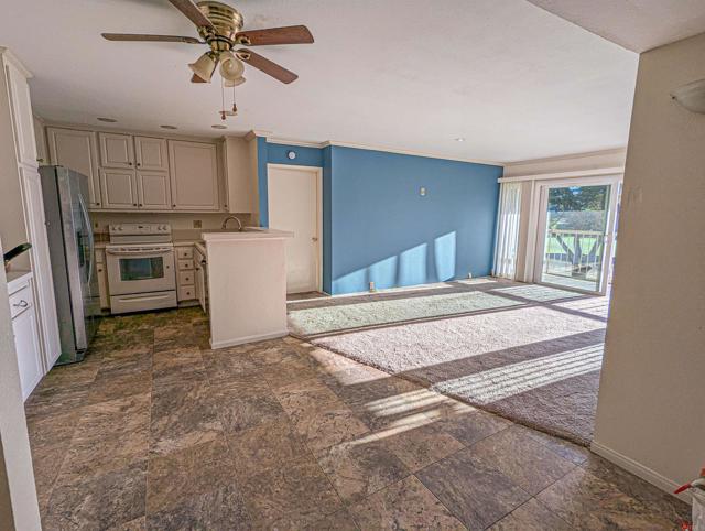 Image 3 of 27 For 12565 Oaks North Drive 211