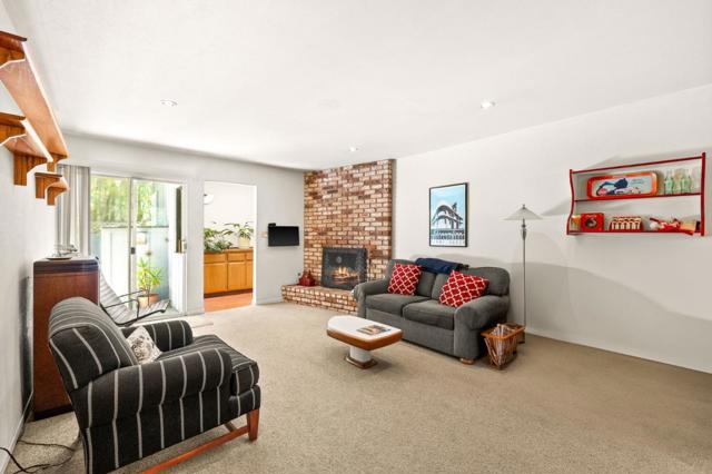 101 Sea Terrace Way, Aptos CA: https://media.crmls.org/mediaz/535a3b3d-b585-4e03-b0cc-6d07145d9ce8.jpg