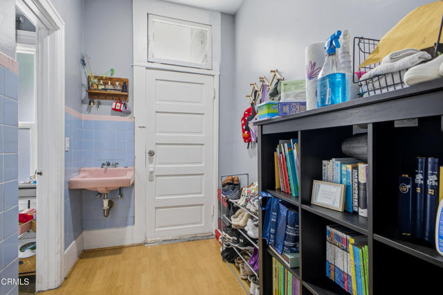 Detail Gallery Image 10 of 42 For 1032 S Westlake Ave, Los Angeles,  CA 90006 - – Beds | – Baths