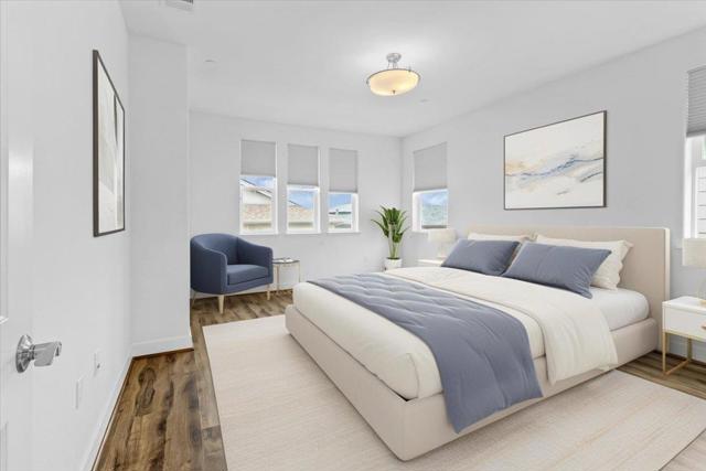 2731 Bungalow Drive, Marina CA: https://media.crmls.org/mediaz/535b7495-4bdd-494f-9622-71b11cc0fa25.jpg