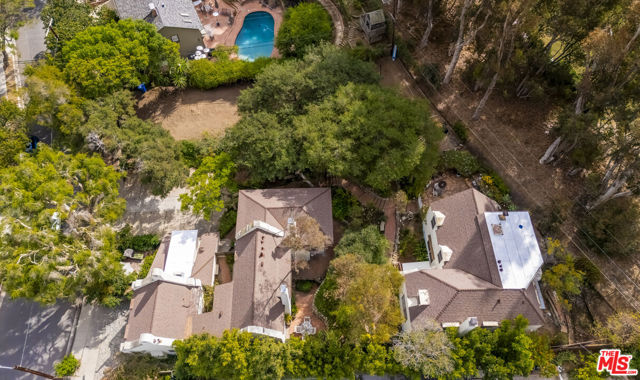 Drew Fenton | 271 Beloit Avenue Los Angeles CA | MLS: 7455926